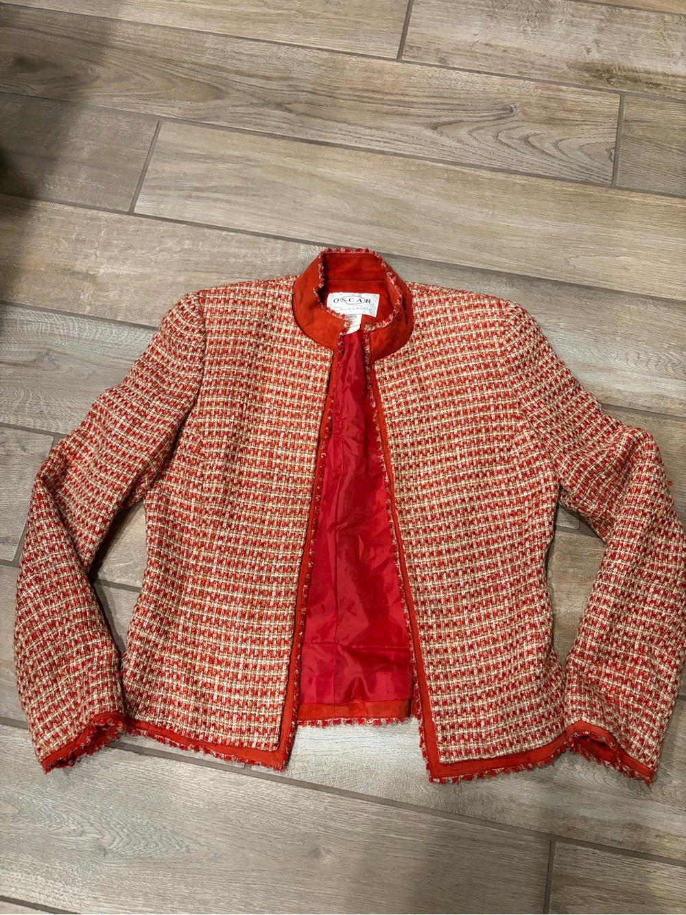 Vintage Oscar de la Renta red cream textured tweed jacket red suede stand collar